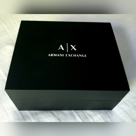 Armani Exchange Men's AX7101 Watch & Bracelet Gift Set - Picture 4 of 14